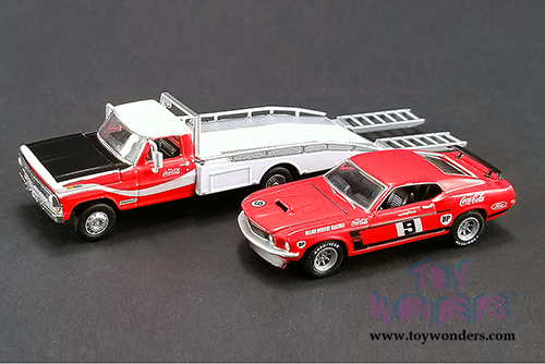 Greenlight/ACME - Allan Moffat Racing 1968 Ford F-350 Ramp Truck & 1969 Ford Mustang Boss 302 Trans Am #9 Coca Cola (1968-1969, 1/64 scale diecast model car, Red/White) 51139
