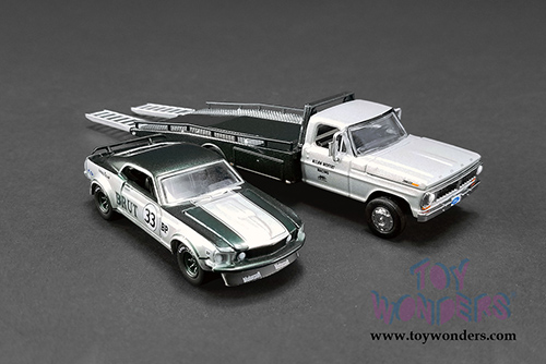 Greenlight/ACME - Allan Moffat Racing Ford F-350 Ramp Truck & 1969 Ford Mustang Trans Am #33 (1969, 1/64 scale diecast model car, Gray/Green) 51271