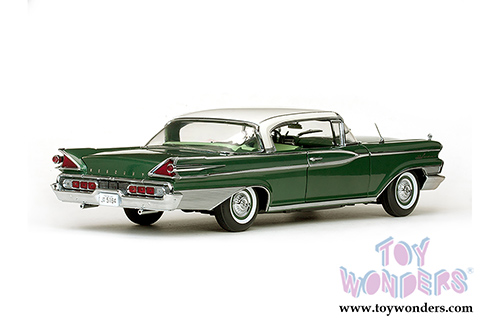 Sun Star Platinum - Mercury Park Lane Hardtop (1959, 1/18 scale diecast model car, Marble White/Sherwood Green) 5164