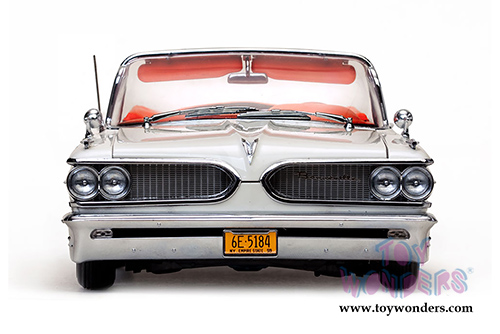 Sun Star Platinum - Pontiac Bonneville Open Convertible (1959, 1/18 scale diecast model car, Cameo Ivory) 5184