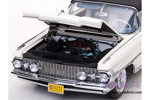 Sun Star Platinum - Oldsmobile "98" Closed Convertible (1959, 1/18 scale diecast model car, Black/Polaris White) 5233