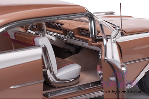 Sun Star Platinum - Oldsmobile "98" Hardtop (1959, 1/18 scale diecast model car, Bronze Mist/Polaris White) 5244