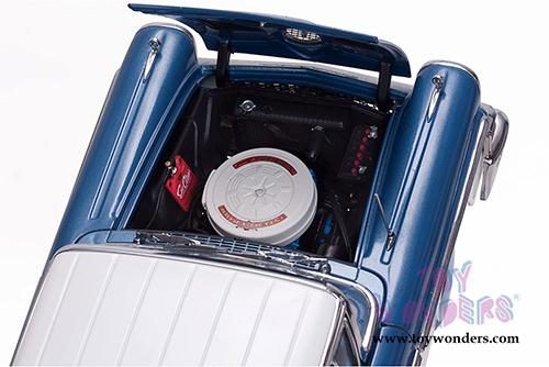 Sun Star Platinum - Ford Fairlane "Around The World" Hard Top (1958, 1/18 scale diecast model car, Colonial White/Silverstone Blue) 5283