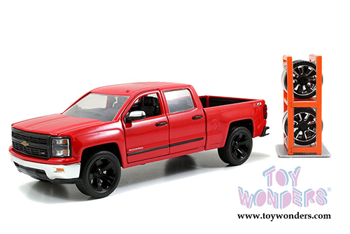 Jada Toys Just Trucks - Assorted Pack Wave 12 (1952, 2007, 2014, 1/24 scale diecast model car, Asstd.) 54027/W12
