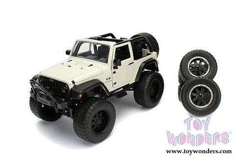 Jada Toys Just Trucks - Assorted Pack Wave 17 (1952, 1973, 2007, 2017, 1/24 scale diecast model car, Asstd.) 54027/W17