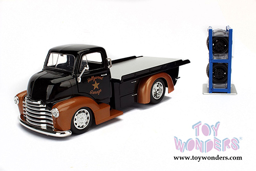 Jada Toys Just Trucks - Assorted Pack Wave 17 (1952, 1973, 2007, 2017, 1/24 scale diecast model car, Asstd.) 54027/W17