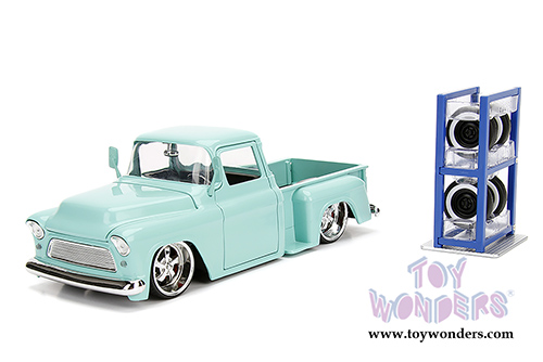 Jada Toys Just Trucks - Assorted Pack Wave 20 (1953, 1955, 1972, 2011, 1/24 scale diecast model car, Asstd.) 54027/W20
