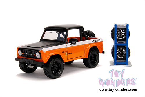 Jada Toys Just Trucks - Assorted Pack Wave 23 (1952, 1973, 1992, 2014, 1/24 scale diecast model car, Asstd.) 54027/W23