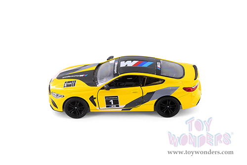 5425DF Kinsmart BMW M8 Competition Coupé Livery Edition Diecast Model Car