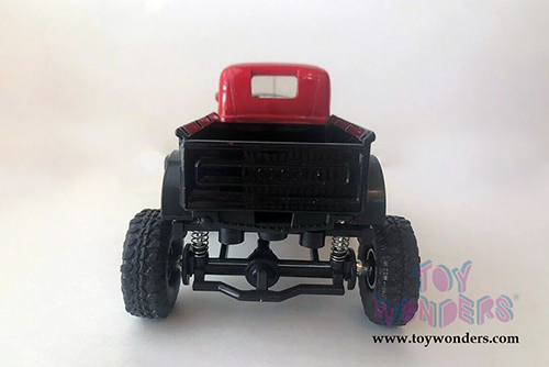 New Ray - Xtreme Off Road Dodge Power Wagon with Suspension (1946, 1/32 scale diecast model car, Red/Black) 54516