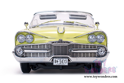 Sun Star Platinum - Dodge Custom Royal Lancer Open Convertible (1959, 1/18 scale diecast model car, Canary Diamond/Jet Black) 5473