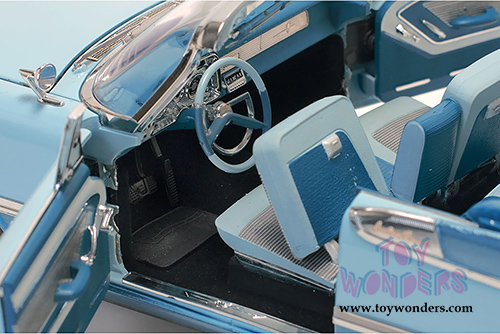 Sun Star Platinum - Dodge Custom Royal Lancer Open Convertible (1959, 1/18 scale diecast model car, Blue Diamond/Star Sapphire) 5474