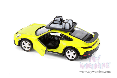 Kinsmart - Porsche 911 Rallye with Roof Rack (1/36 scale die cast model car, Asstd.) 5481D