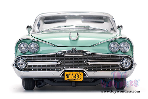 Sun Star Platinum - Dodge Custom Royal Lancer Hardtop (1959, 1/18 scale diecast model car, Jade Poly/Aquamarine) 5483
