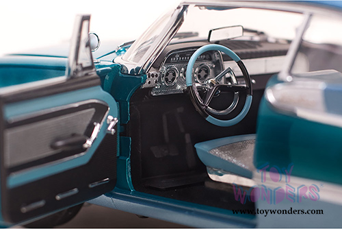 Sun Star Platinum - Dodge Custom Royal Lancer Hardtop (1959, 1/18 scale diecast model car, Star Sapphire/Frosted Turquoise) 5491