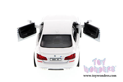 Showcasts Collectibles - BMW M5 Hard Top (5" diecast model car,  Matte Blue) 555004M