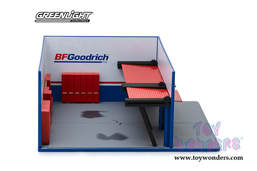Greenlight Diorama - Mechanic's Corner | Weekend Workshop BFGoodrich Tires (1/64 scale diecast/plastic model, Orange/Blue) 57043