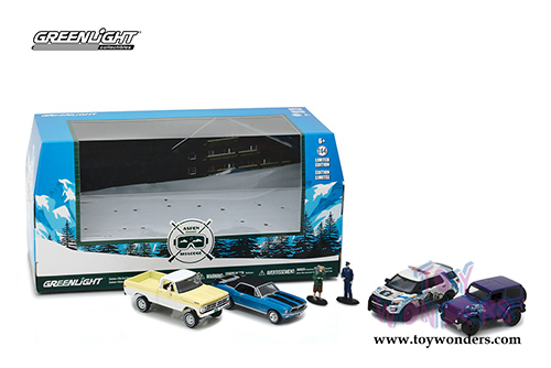 Greenlight Dioramas - Aspen, Colorado Ski Lodge (1/64 scale diecast/plastic model, Asstd.) 58044