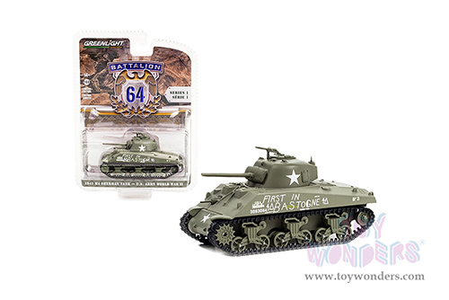 Greenlight - Battalion 64 Series 1 | M4 Sherman Tank "First in Bastogne" U.S. Army World War II (1941, 1/64 scale diecast model car, Green) 61010A/48