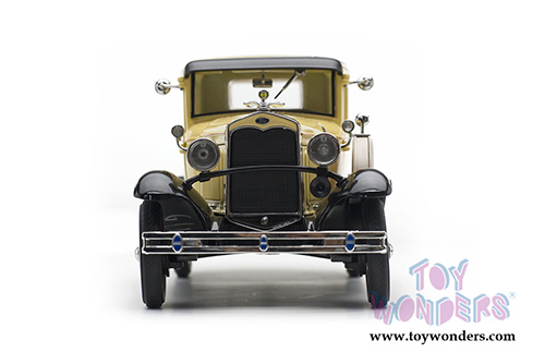 Sun Star Ford Classic - Ford Model A Pickup (1931, 1/18 scale diecast model car, Bronson Yellow) 6114YL