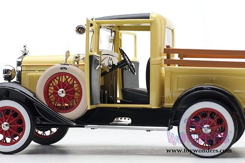 Sun Star Ford Classic - Ford Model A Pickup (1931, 1/18 scale diecast model car, Bronson Yellow) 6114YL