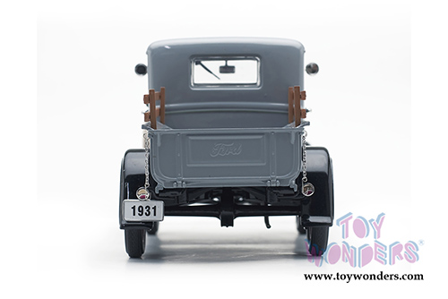 Sun Star Ford Classic - Ford Model A Pickup (1931, 1/18 scale diecast model car, French Gray) 6115GY