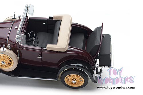 Sun Star Ford Classic - Ford Model A Roadster (1931, 1/18 scale diecast model car, Ford Maroon) 6124M