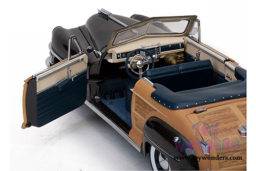 Sun Star Classic - Chrysler Town & Country Convertible (1948, 1/18 scale diecast model car, Gunmetal Gray) 6141