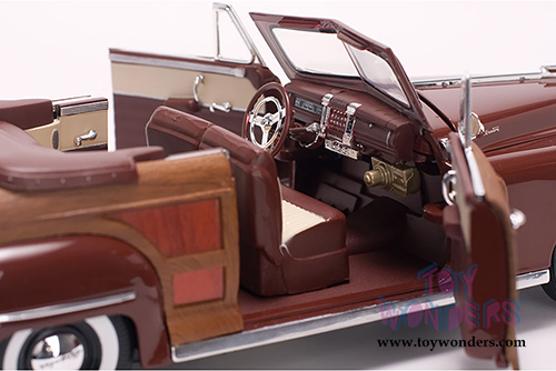 Sun Star USA - Chrysler Town & Country Convertible (1948, 1/18 scale diecast model car, Costa Rica Brown) 6143