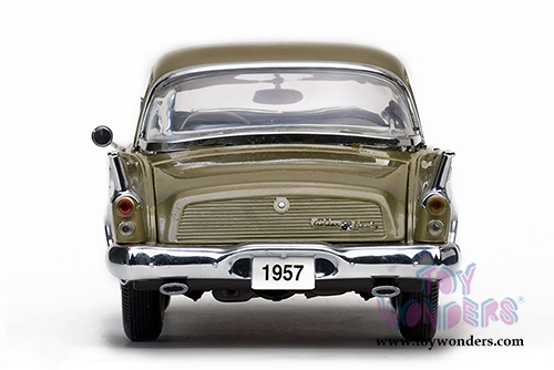 Sun Star USA - Studebaker Golden Hawk Hard Top (1957, 1/18 scale diecast model car, Tiara Gold) 6150