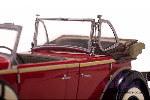 Sun Star Platinum - Ford Lincoln KB Top Down (1932, 1/18 scale diecast model car, Red) 6166