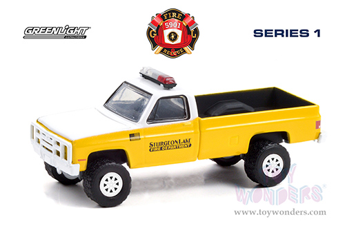 Greenlight - Fire & Rescue Series 1 | Chevrolet® M1008 Pickup Truck "Sturgeon Lake Fire Department" (Minnesota) (1987, 1/64 scale diecast model car, White/Yellow) 67010C/48