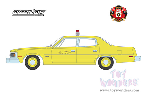 Greenlight - Fire & Rescue Series 3 | AMC Matador "Dallas Fire Department" (Texas) (1977, 1/64 scale diecast model car, Yellow) 67030B/48