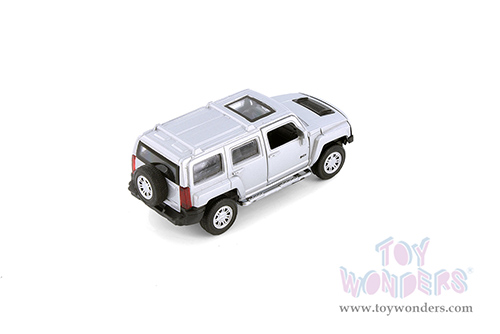 Showcasts® Collectibles - Hummer H3 3-Pack (1/43 scale diecast model car, Asstd.) 67401W/24 MAP: $14.99
