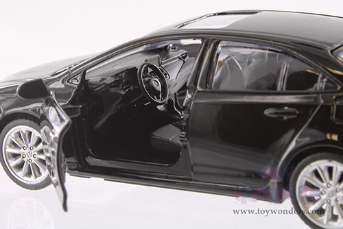 Showcasts&reg; Collectibles - Toyota Corolla Hybrid 3-Pack (1/43 scale diecast model car, Asstd.) 67813W/24 MAP: $14.99