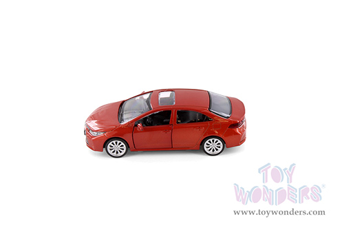 Showcasts&reg; Collectibles - Toyota Corolla Hybrid 3-Pack (1/43 scale diecast model car, Asstd.) 67813W/24 MAP: $14.99