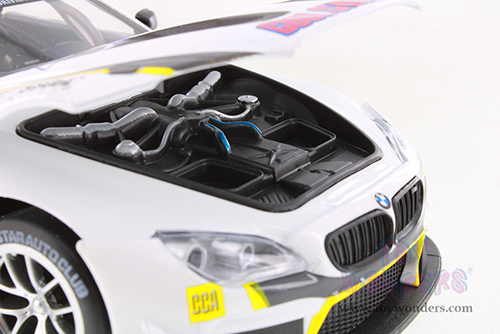 Showcasts® Collectibles - BMW M6 GT3 MCC #99 and MCC #1 (1/24 scale diecast model car, Asstd.) 68178D MAP: $19.99
