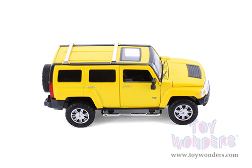 Showcasts® Collectibles - Hummer H3 (1/24 scale diecast model car, Yellow) 68240YL MAP: $22.99