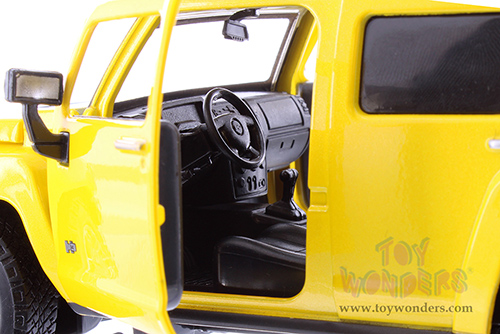 Showcasts® Collectibles - Hummer H3 (1/24 scale diecast model car, Yellow) 68240YL MAP: $22.99