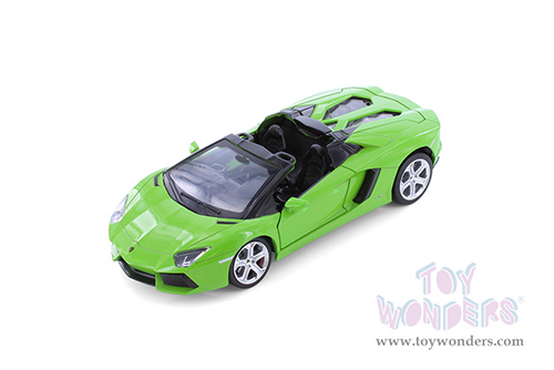 Showcasts® Collectibles - Lamborghini Aventador LP700-4 Roadster (1/24 scale diecast model car, Green) 68274GN MAP: $22.99