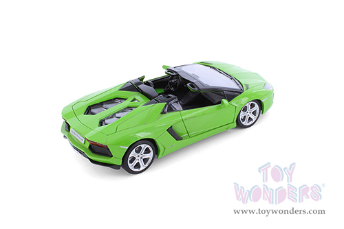 Showcasts® Collectibles - Lamborghini Aventador LP700-4 Roadster (1/24 scale diecast model car, Green) 68274GN MAP: $22.99
