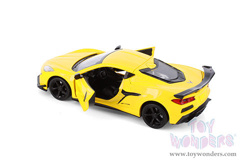 Showcasts® Collectibles - Chevrolet® Corvette® Z06 (1/24 scale diecast model car, Yellow) 68289WYL MAP: $22.99