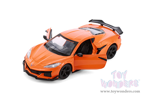 Showcasts® Collectibles - Chevrolet® Corvette® Z06 (1/24 scale diecast model car, Orange) 68289WR MAP: $22.99