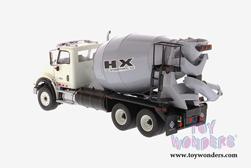 Diecast Masters - International&reg; HX615 SBFA Concrete Mixer (1/50 scale diecast model car, White/Gray) 71014