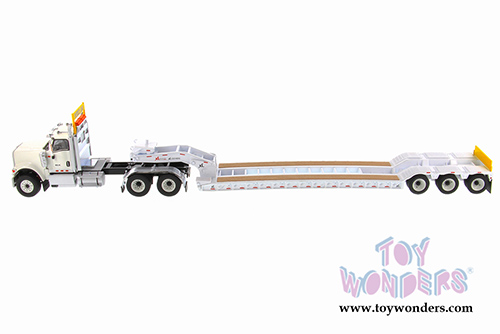 Diecast Masters - International&reg; HX520 SFFA Tandem Tractor with XL 120 Low-Profile HDG Trailer (1/50 scale diecast model car, White) 71015