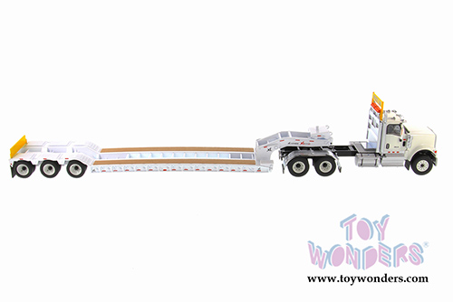 Diecast Masters - International&reg; HX520 SFFA Tandem Tractor with XL 120 Low-Profile HDG Trailer (1/50 scale diecast model car, White) 71015