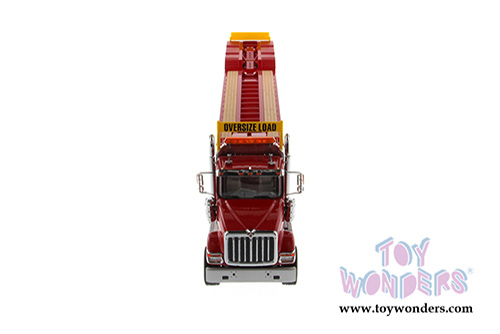 Diecast Masters - International&reg; HX520 SFFA Tandem Tractor with XL 120 Low-Profile HDG Trailer (1/50 scale diecast model car, Red) 71016