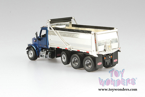 Diecast Masters - Peterbilt&reg; 567 SFFA Tandem Dump Truck with Lift Axle (1/50 scale diecast model car, Legendary Blue/Chrome) 71073