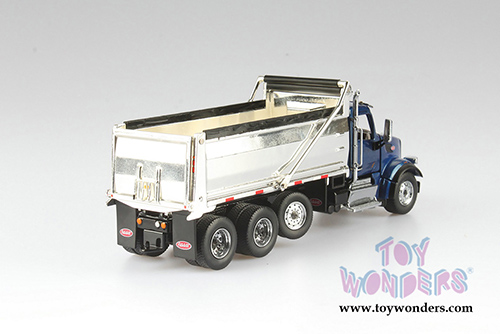 Diecast Masters - Peterbilt&reg; 567 SFFA Tandem Dump Truck with Lift Axle (1/50 scale diecast model car, Legendary Blue/Chrome) 71073