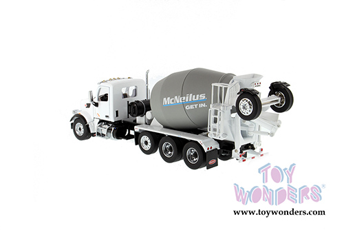 Diecast Masters - Peterbilt&reg; 567 SFFA with Lift Axle & McNeilus&reg; Bridgemaster&reg; Concrete Mixer (1/50 scale diecast model car, White/Gray) 71074